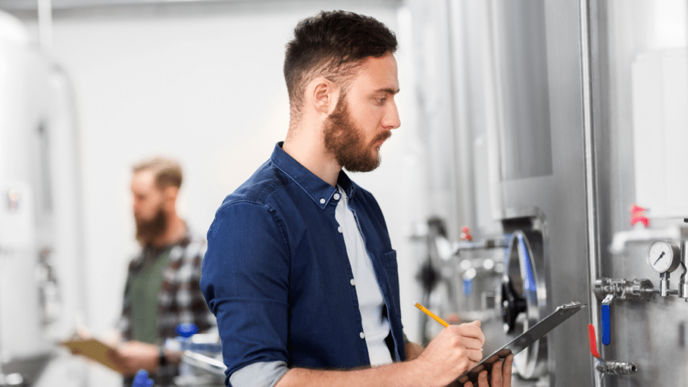 How to Track and Improve Equipment Utilization GoCodes