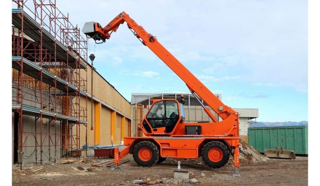 Different Types of Lifting Equipment Used in Construction