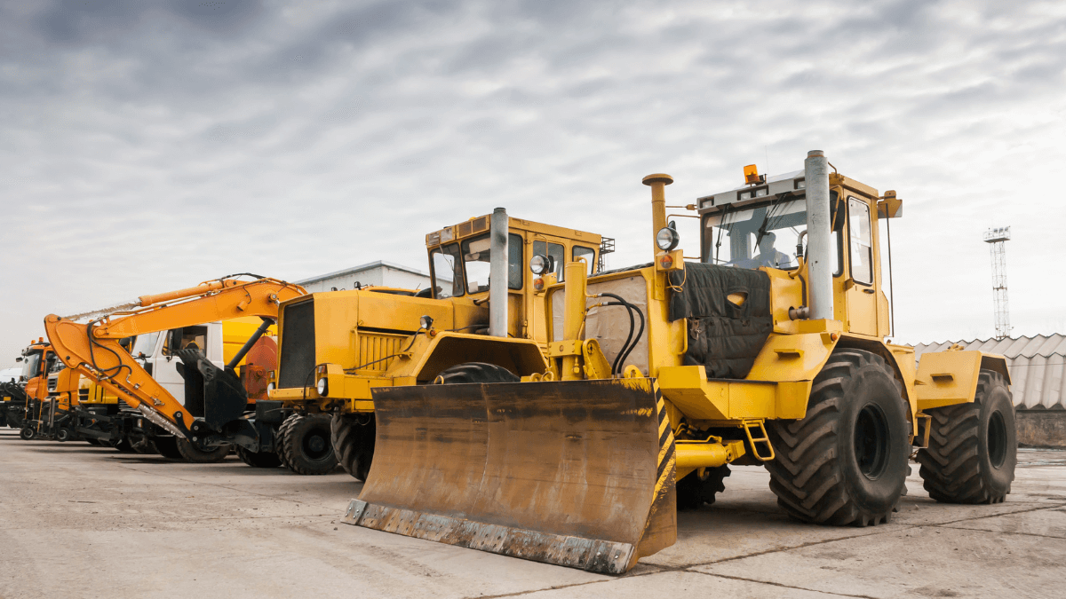 construction equipment ownership pros and cons featured image